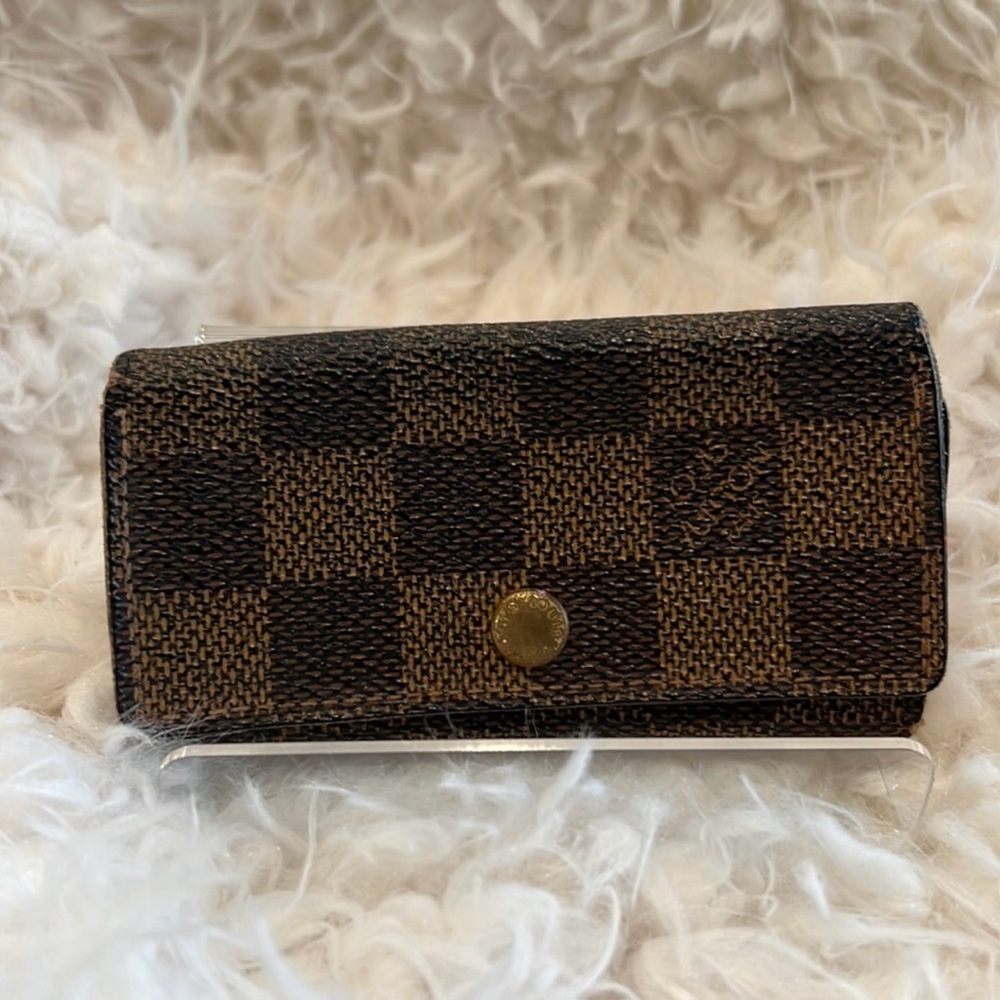 AUTHENTIC Louis Vuitton Damier Leather 4 Key Holder (LVXX016)
